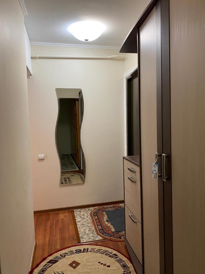 Flat Apartment Almaty Bagian luar foto