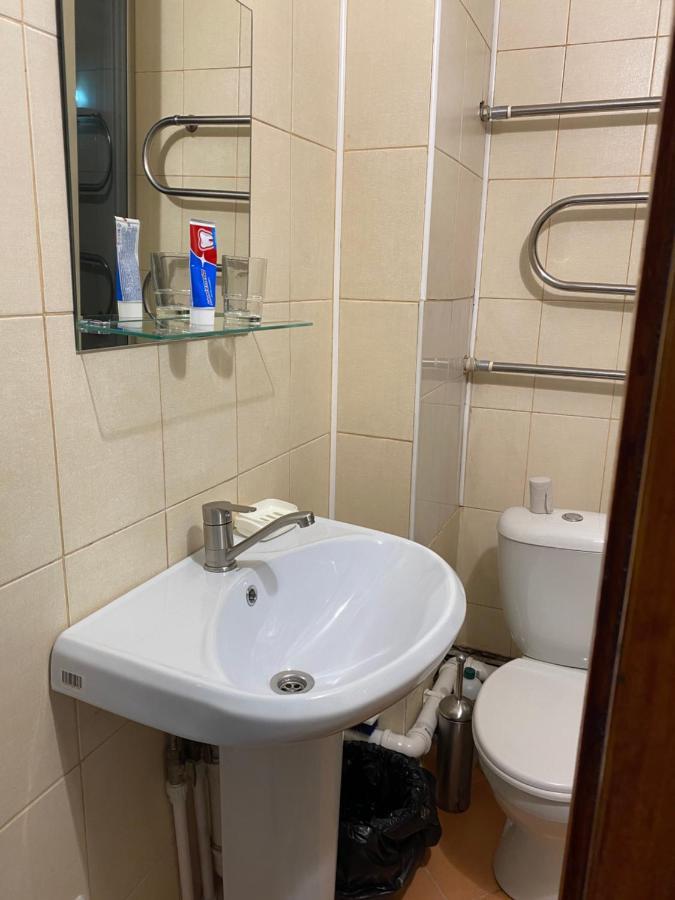 Flat Apartment Almaty Bagian luar foto